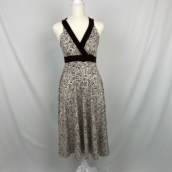 Dress - Picture 1 of 6